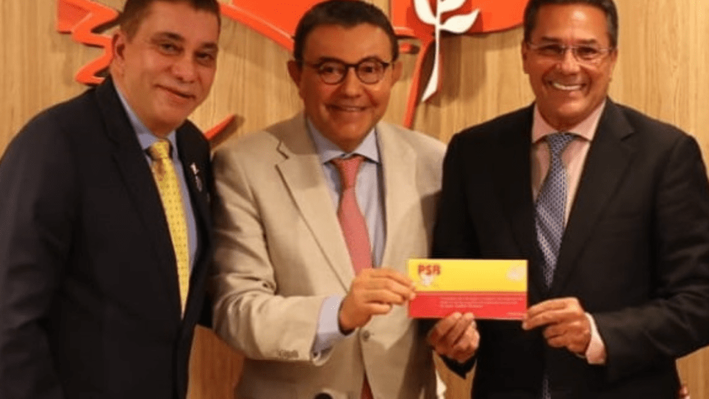 Ex-prefeito de Palmas, Carlos Amastha; Carlos Siqueira, presidente do PSB; e Vanderlei Luxemburgo, treinador de futebol