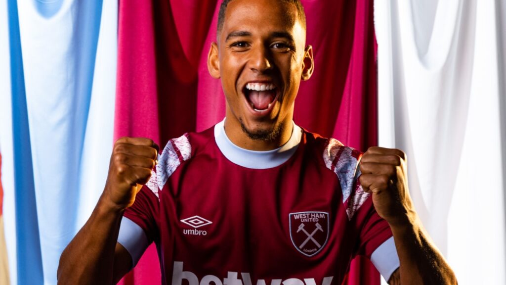 Kehrer deixa o PSG rumo ao West Ham