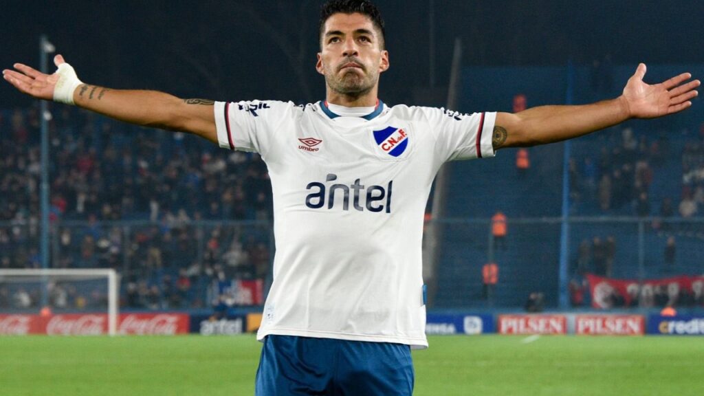 Centroavante Luis Suárez, do Club Nacional