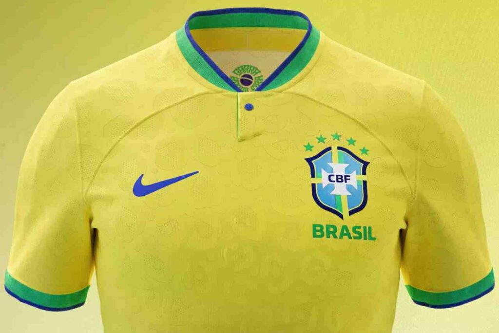 Site proíbe personalização das camisas do Brasil com nomes de políticos