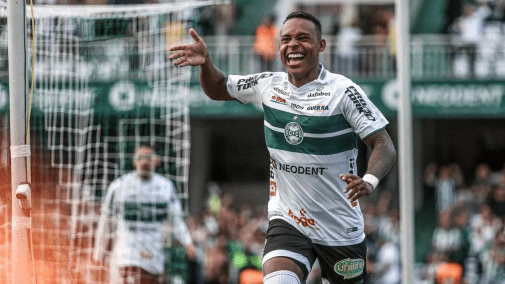 Atacante Igor Paixão, ex-Coritiba, novo reforço do Feyenoord