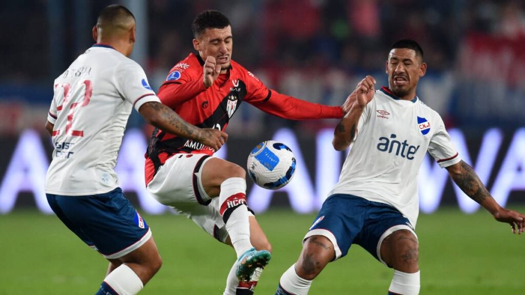 Atlético-GO encara o Nacional-URU (Foto: Conmebol Sul-Americana)