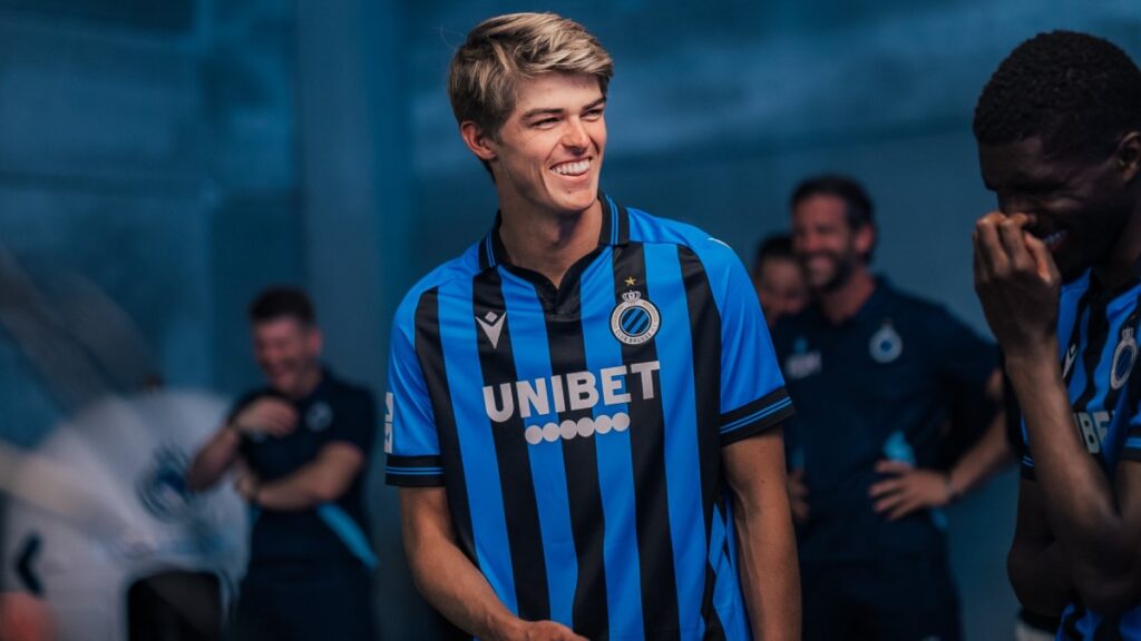 Charles de Ketelaere, novo meia do Milan