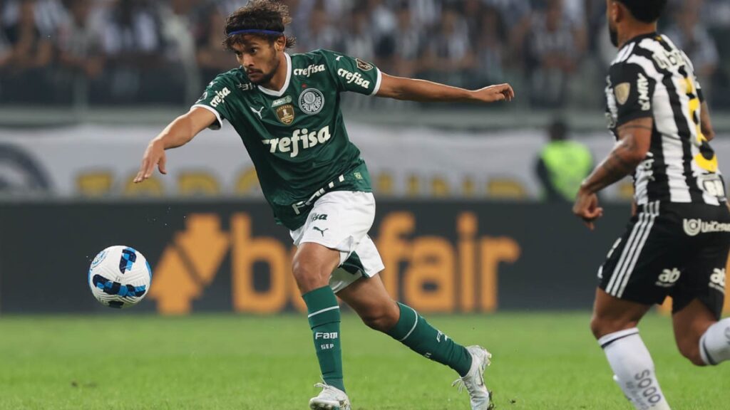 Gustavo Scarpa vem ao Brasil para acompanhar as investigações de golpe milionário. Foto: Cesar Greco/Ag Palmeiras