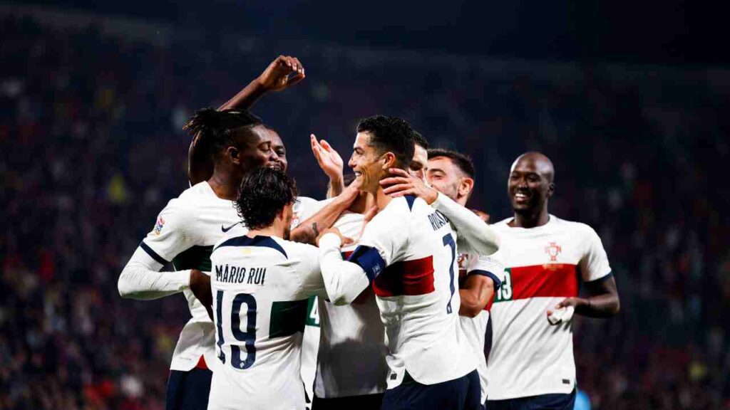 Portugal goleia República Tcheca, ultrapassa Espanha e assume ponta do grupo