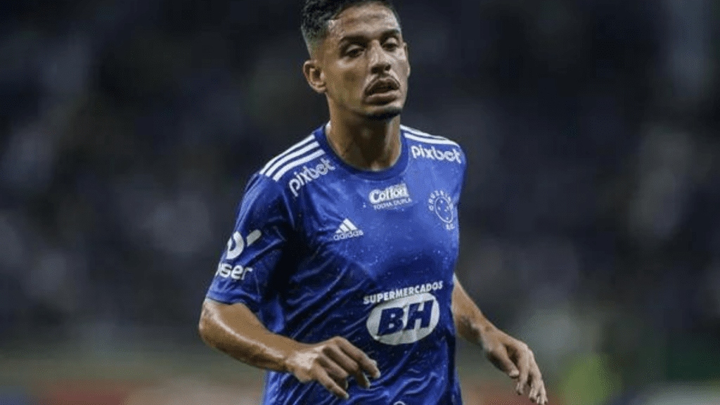 Meia Neto Moura, do Cruzeiro