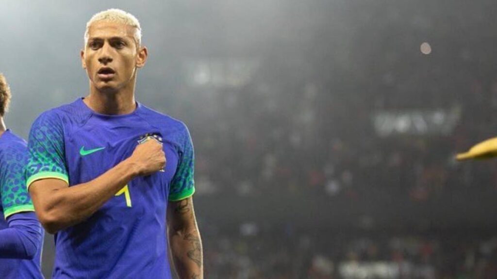 Presidente da CBF desabafa após banana arremessada em Richarlison Foto: Divulgação