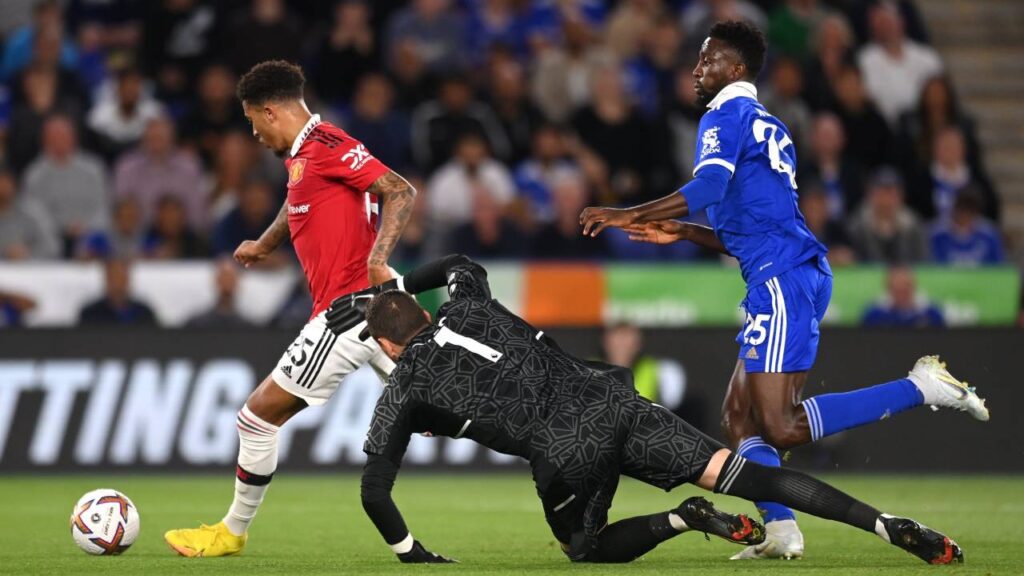 Manchester United bate Leicester e vence 3ª consecutiva na Premier League