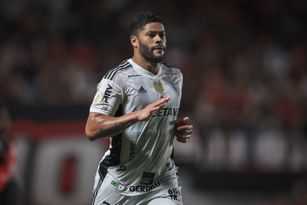 Hulk teve lesão na panturrilha e desfalca Atlético-MG