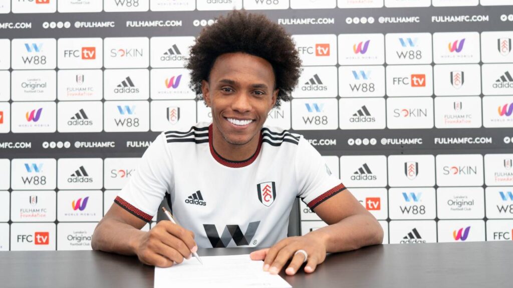 Clube da Premier League anuncia contratação do brasileiro Willian