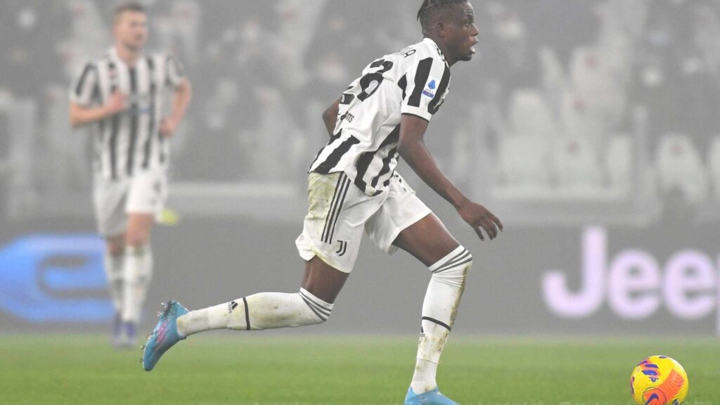 Denis Zakaria, da Juventus, acerta com o Chelsea