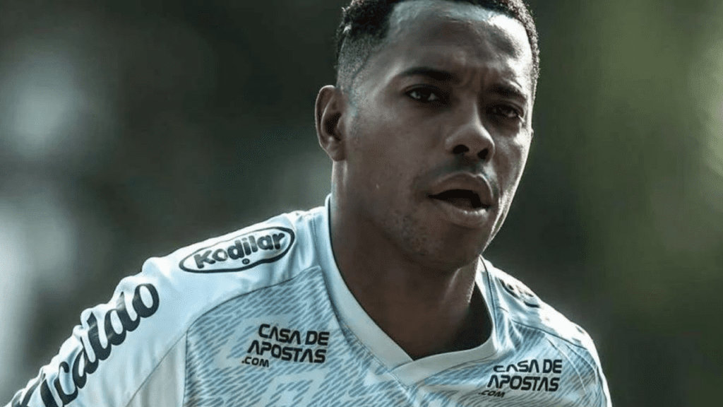 Robinho, condenado na Justiça Italiana