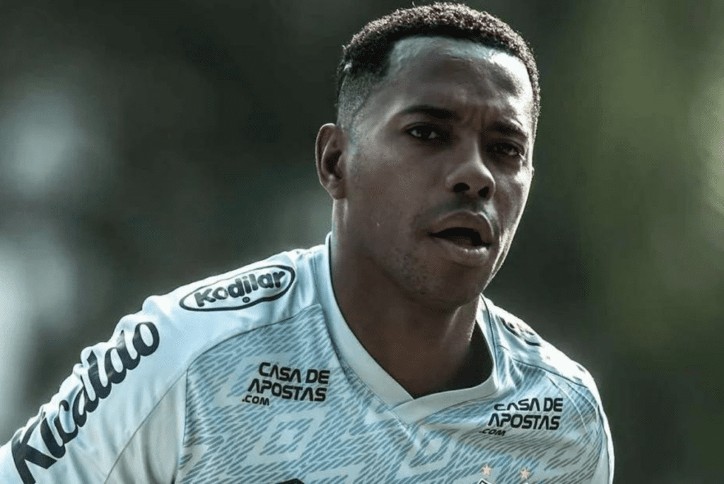 Robinho, condenado na Justiça Italiana