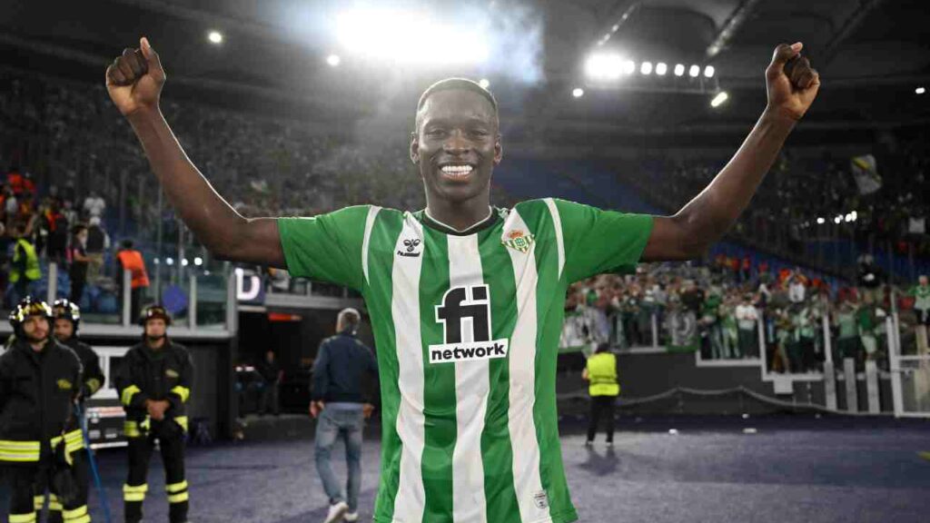 Ex-Fluminense, Luiz Henrique marca e dá vitória ao Bétis ante a Roma na Europa League