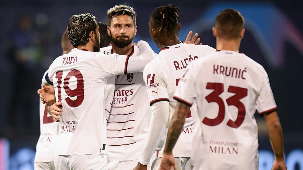 Milan goleia por 4x0