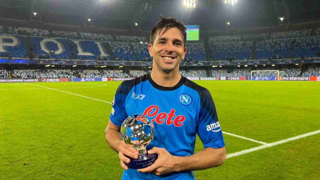 Filho de Simeone faz 2 gols, e Napoli atropela o Rangers na Champions League