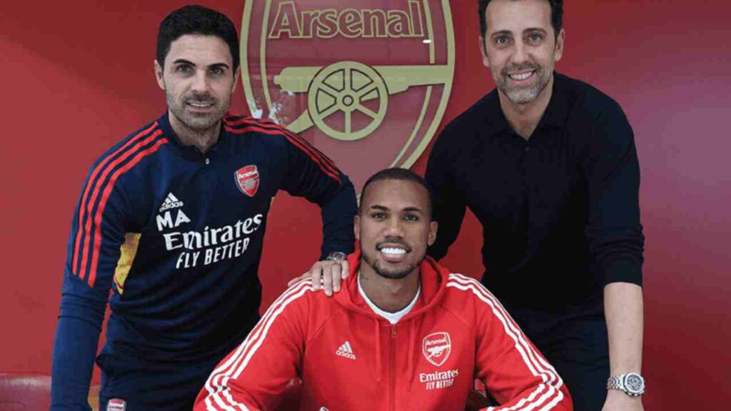 Arsenal renova contrato com zagueiro brasileiro; veja detalhes da extensão