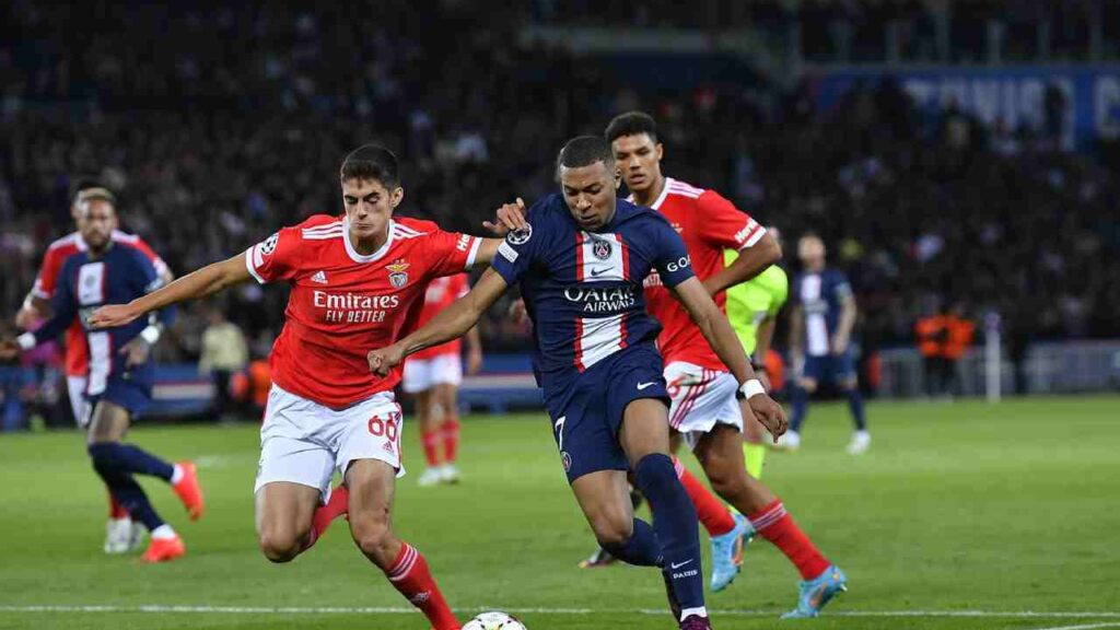 Em meio a rumores de saída de Mbappé, PSG empata com o Benfica na Champions League