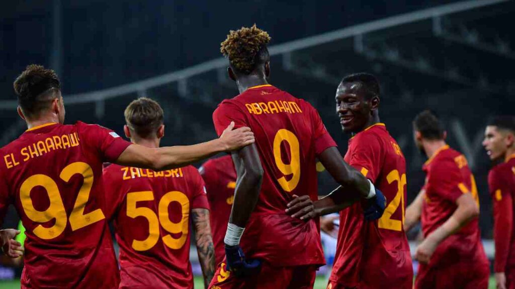 Roma bate HJK Helsinki e segue na briga para avançar na Liga Europa