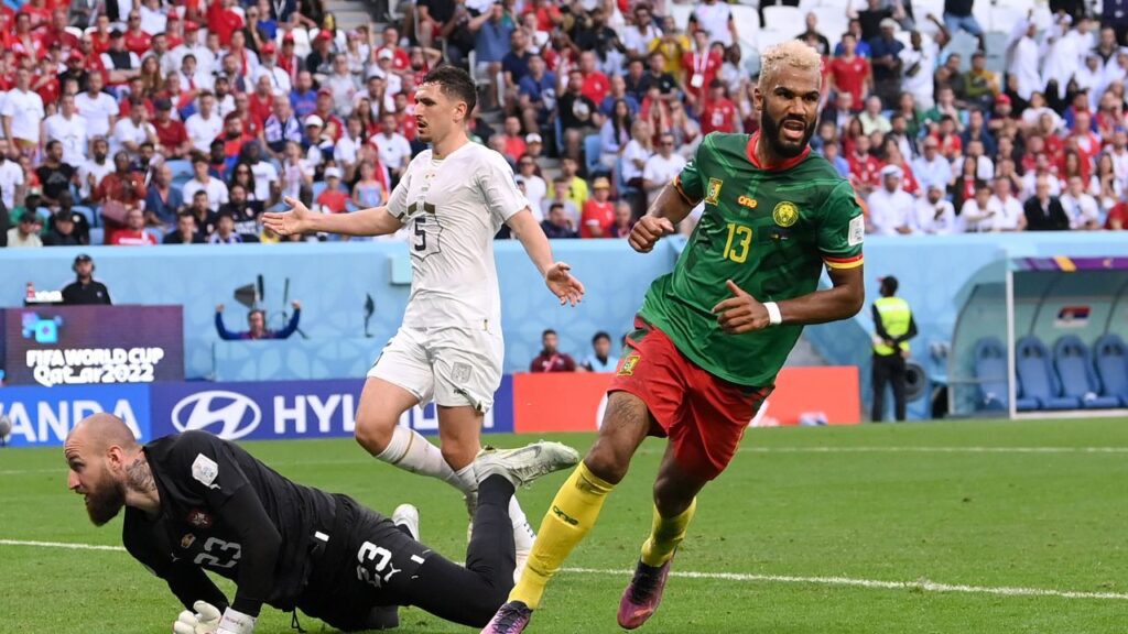 Atacante Choupo-Moting, de Camarões