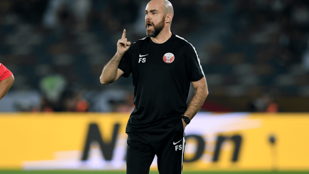 Treinador Feliz Sanchez Bas, da Seleção do Catar