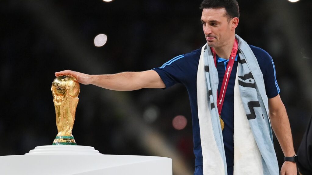 Argentina renova com Scaloni até a Copa do Mundo de 2026