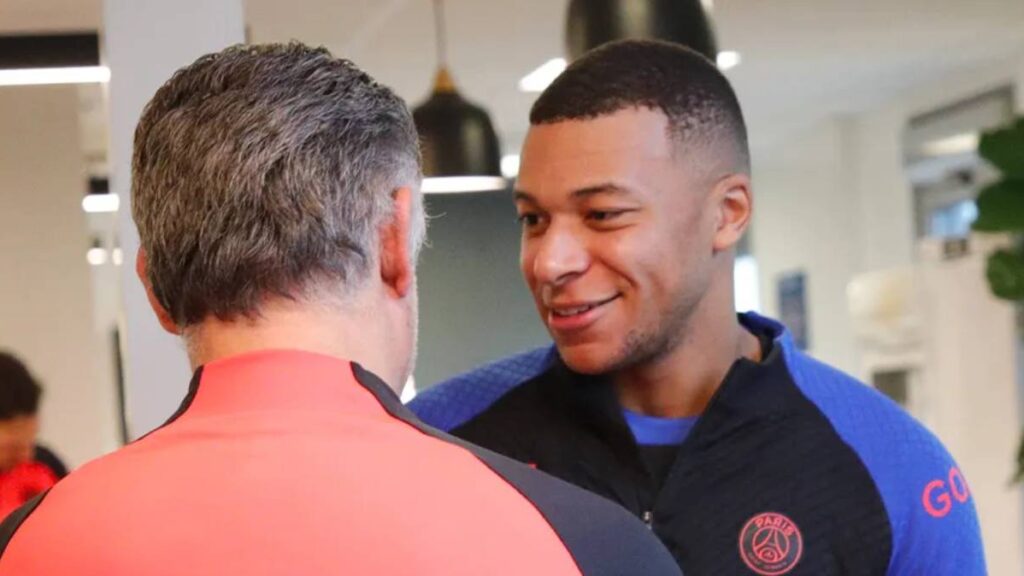 Mbappé de volta ao PSG Foto: Divulgação