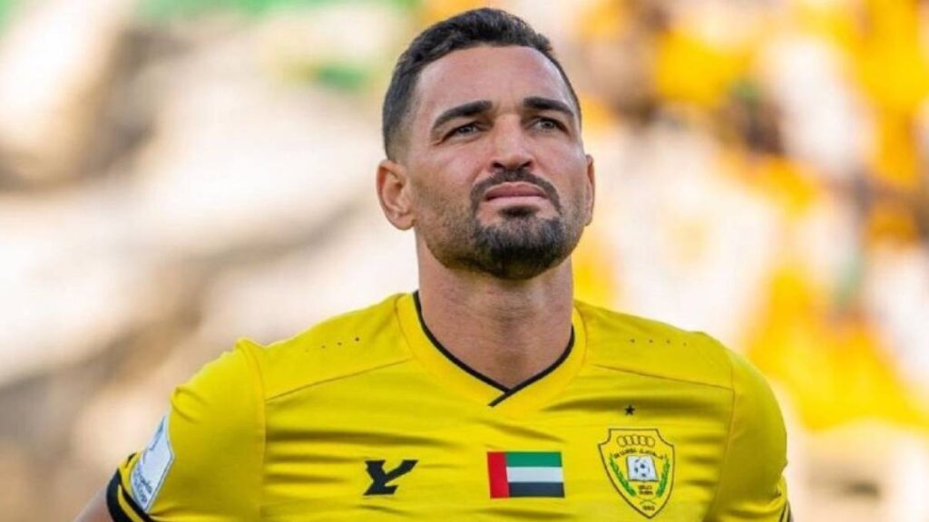 Cruzeiro oficializa a contratação do atacante Gilberto Foto: Divulgação