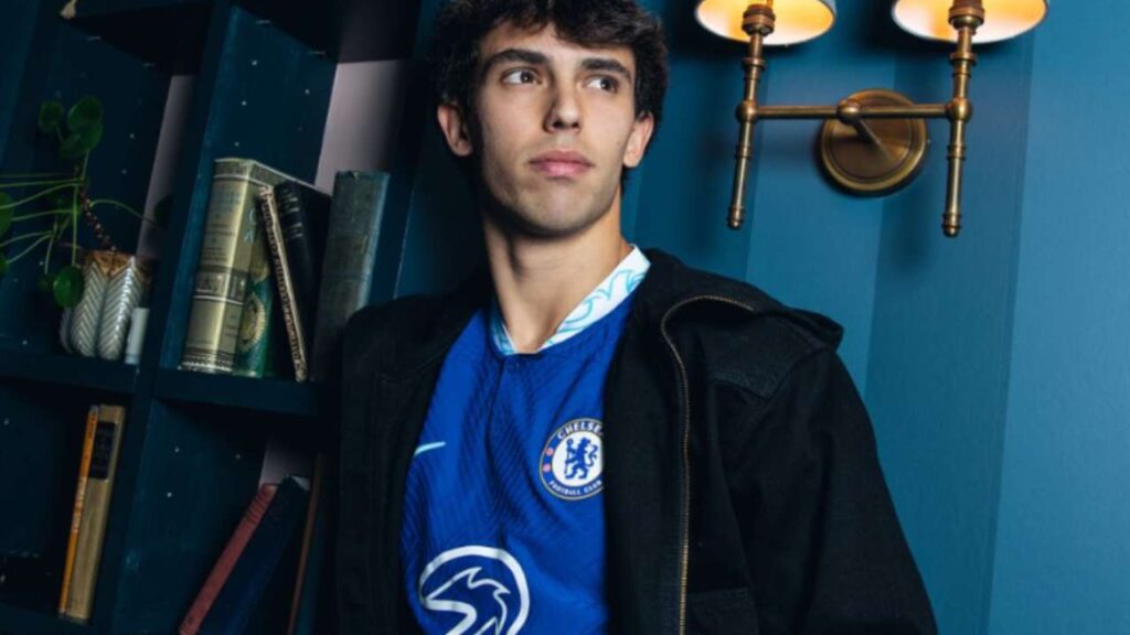 João Félix no Chelsea: clube inglês oficializa contratação do atacante português