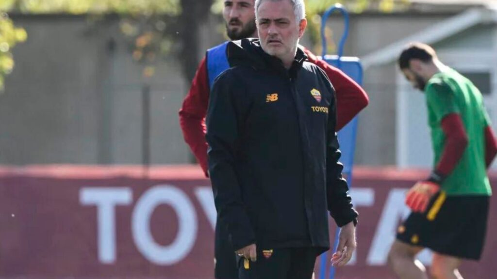 José Mourinho, técnico da Roma