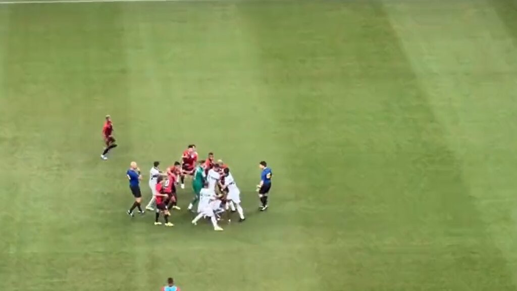 Atletiba é encerrado com empate e confusão entre os jogadores