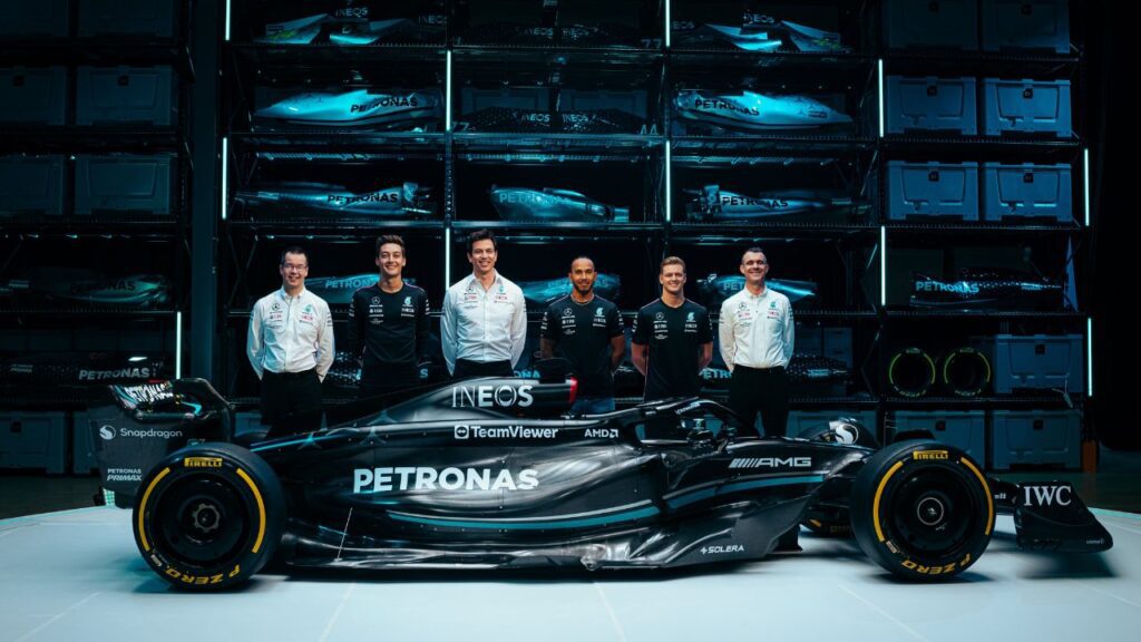 F1: Equipe da Mercedes com carro da Mercedes para 2023