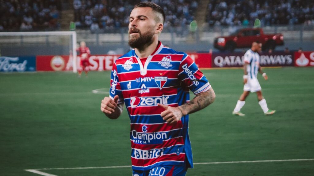 Meia Lucas Lima está próximo de assinar com o Santos