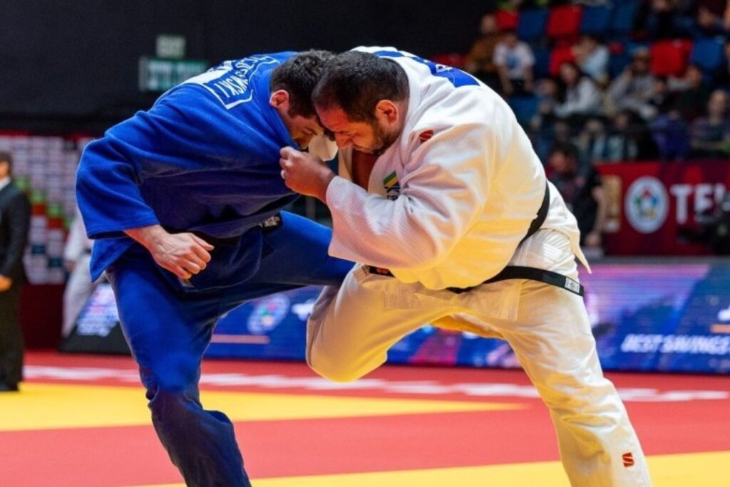 Luta do brasileiro Rafael Silva no Grand Slam de Judô de Tel Aviv