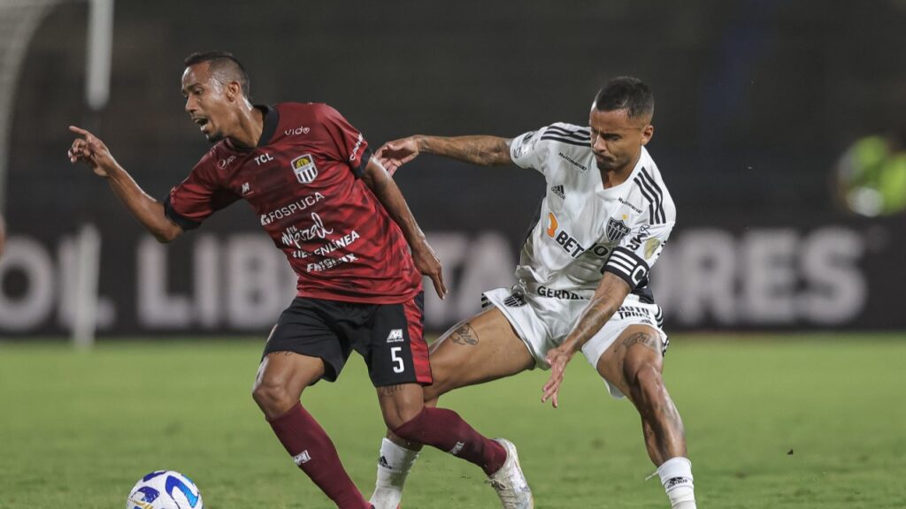 Apesar de pressionar no 2º tempo, Atlético-MG empata com Carabobo