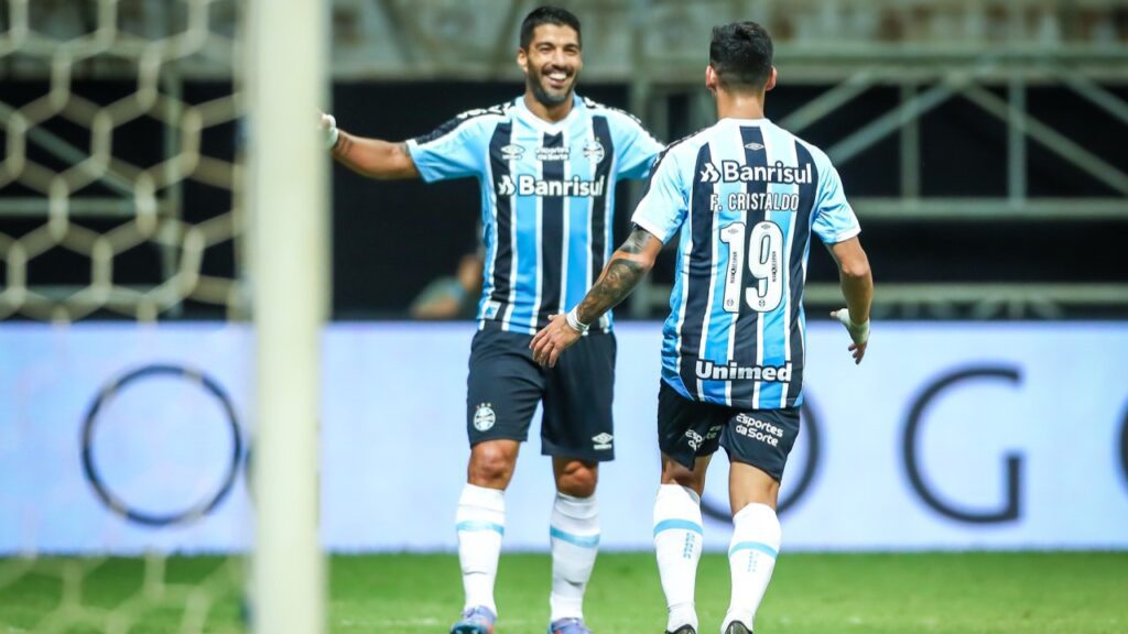 Suárez dá assistência e Grêmio vence o Campinense pela Copa do Brasil