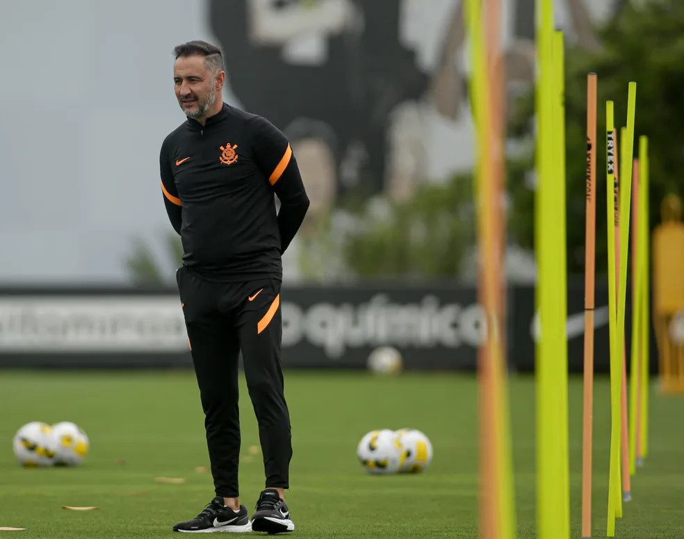 Vítor Pereira foi treinador do Corinthians antes de assinar com o Flamengo. Foto: Rodrigo Coca/Ag. Corinthians