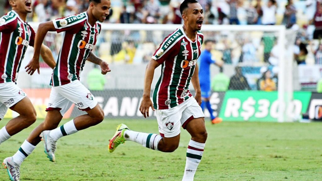 Fluminense vence o Athletico: Lima comemora gol pelo Fluminense contra o Athletico