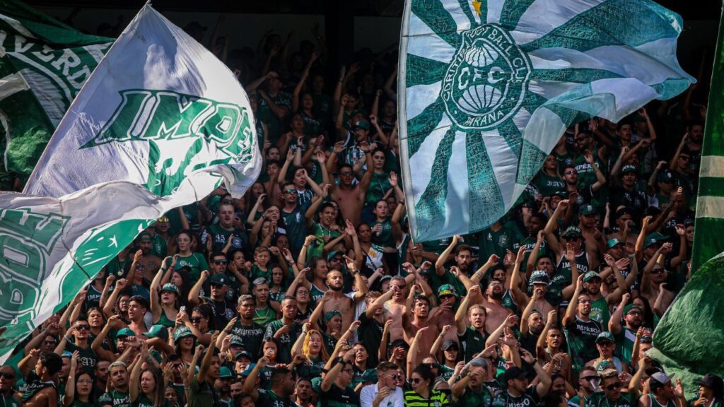 SAF do Coritiba é negociada: Torcida do Coritiba no Couto Pereira
