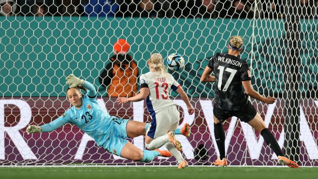 Gol da Nova Zelândia no jogo contra a Noruega na Copa do Mundo Feminina