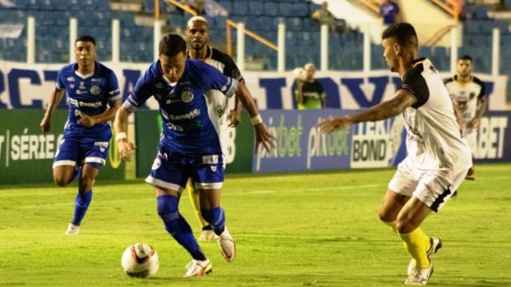 Lance do jogo Confiança x Volta Redonda na Série C 2022