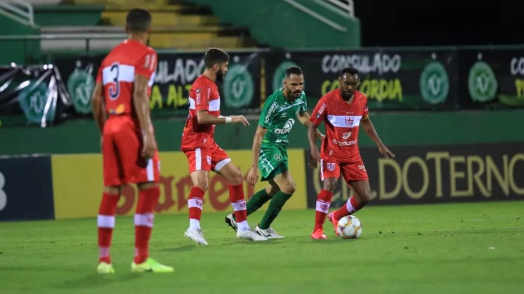 Lance do jogo Chapecoense x CRB na Série B 2022