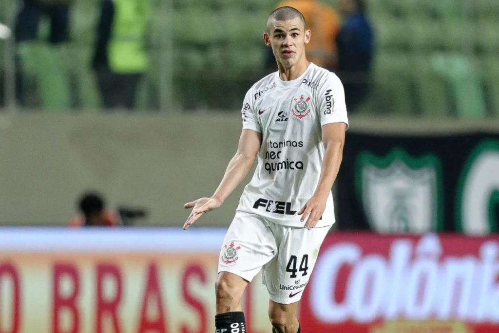 Volante Gustavo Moscardo, em jogo do Corinthians contra o América-MG