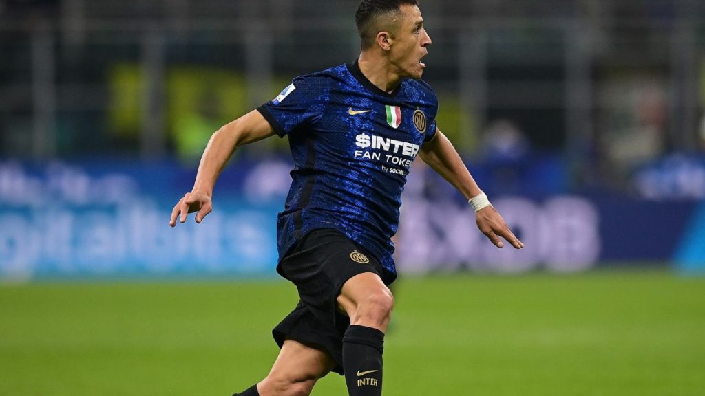 Alexis Sánchez em jogo da Internazionale em 2022