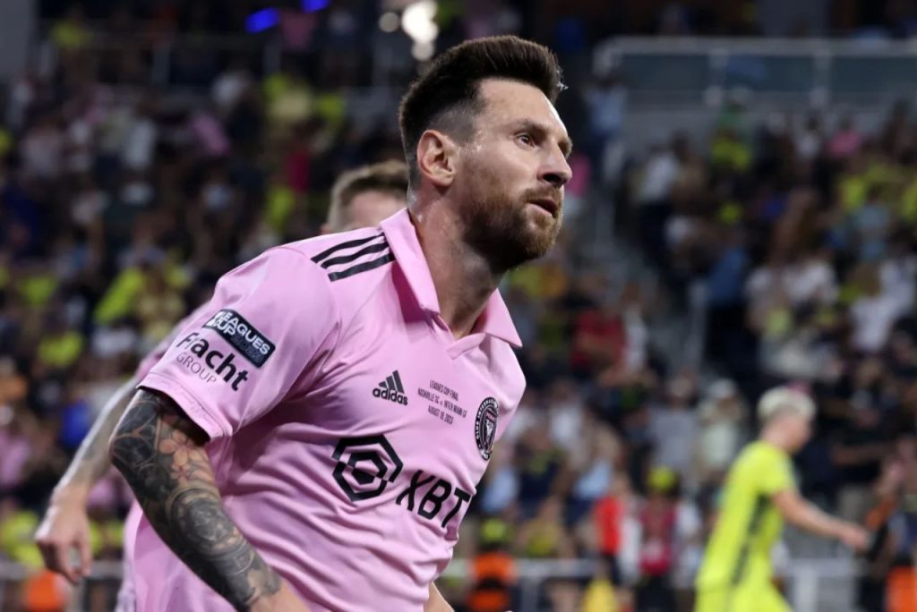 Lionel Messi em jogo da Leagues Cup pela Inter Miami