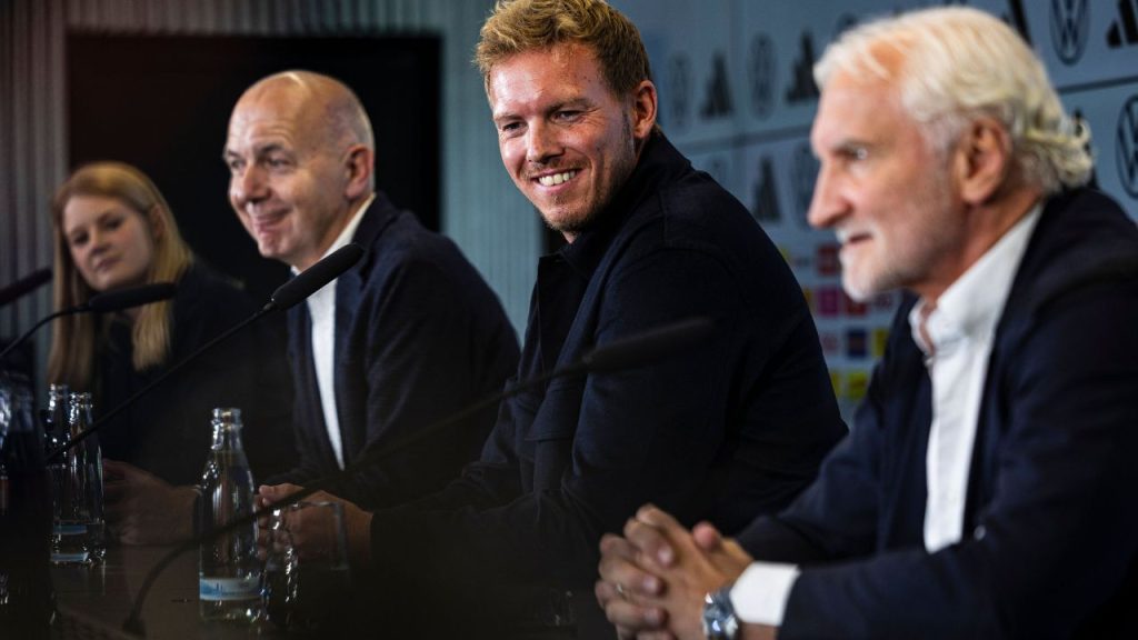 Treinador Julian Nagelsmann em apresentação na Seleção Alemã