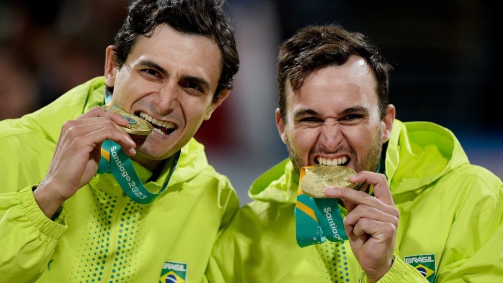 André Stein e George Wanderley com medalhas de ouro no Pan-Americano Santiago 2023