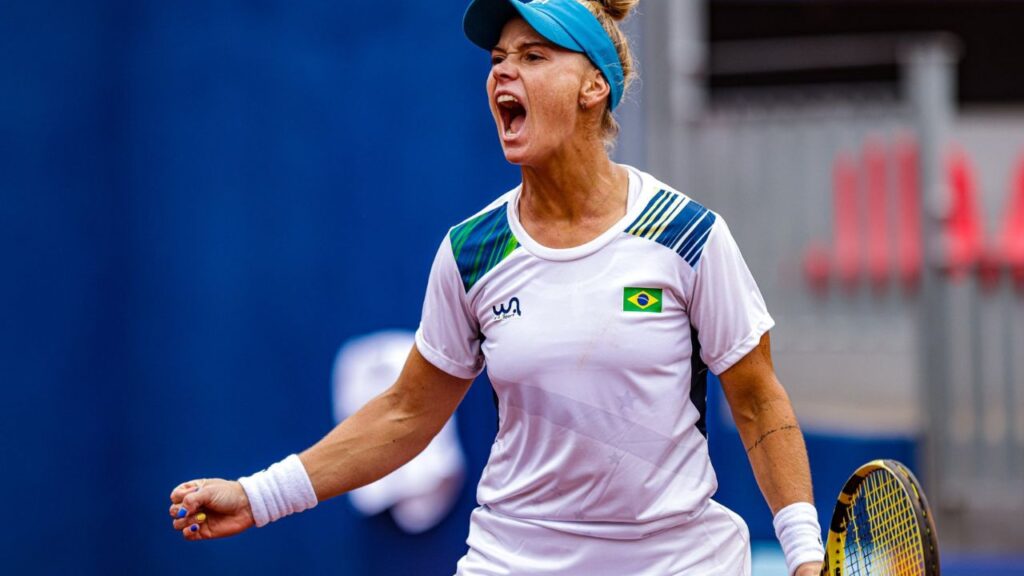 Tenista Laura Pigossi em jogo do Pan-Americano 2023