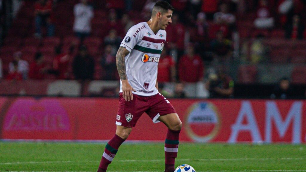 Nino tem lesão no joelho e é dúvida no Fluminense para final da Libertadores
