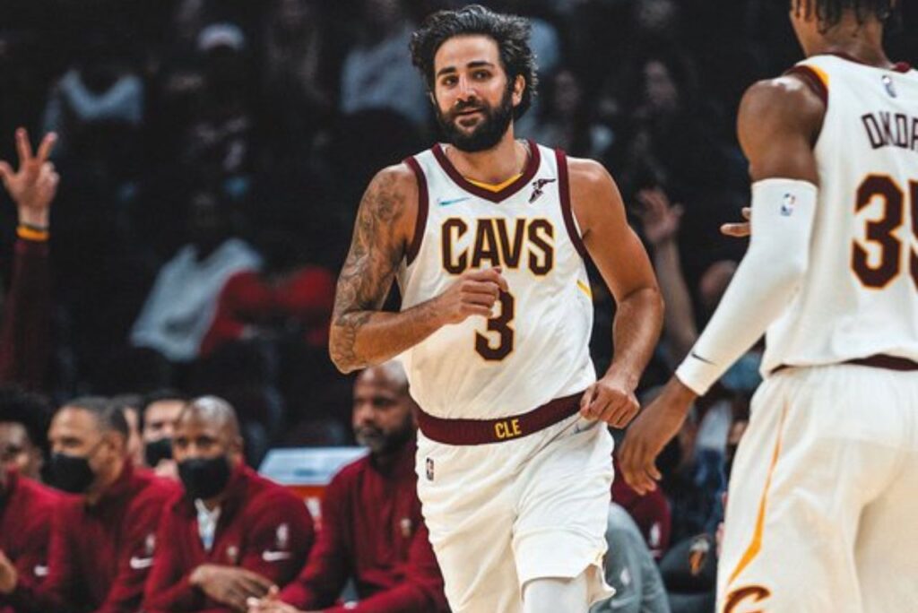 Ricky Rubio anuncia aposentadoria da NBA.